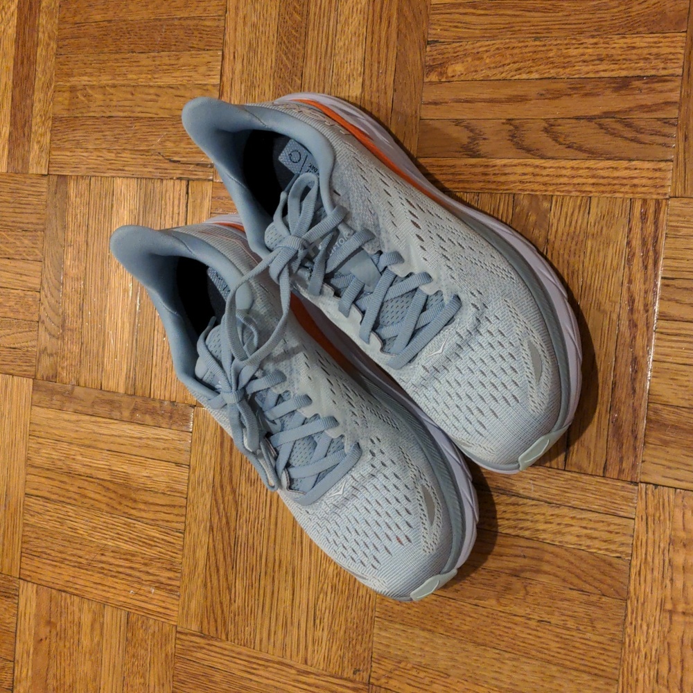 Women's Hoka Clifton 8 Size 7.5 Running Shoes